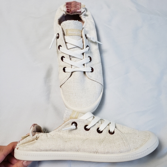 Tommy Bahama Linen Slip Ons - Picture 4 of 7